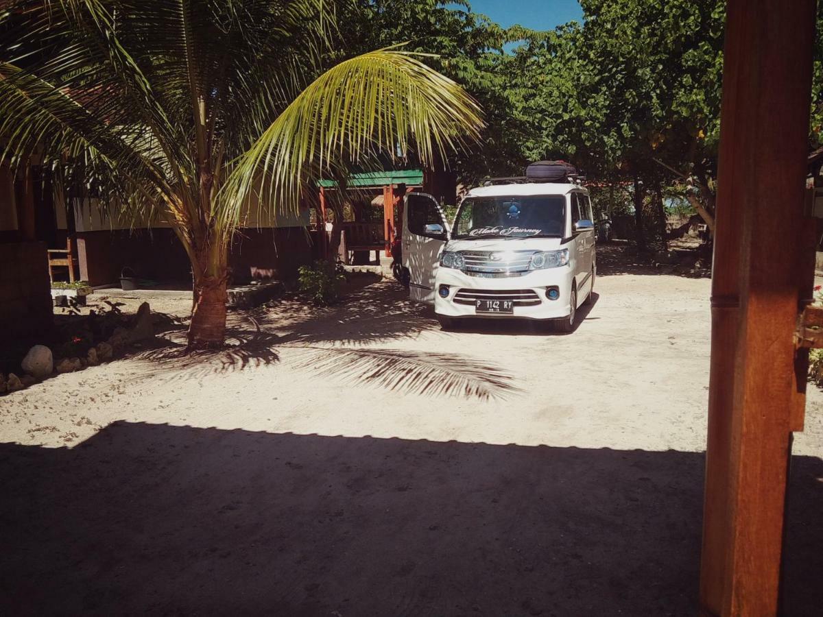 Harry'S Ocean House Watukarung Homestay Kalak Екстер'єр фото