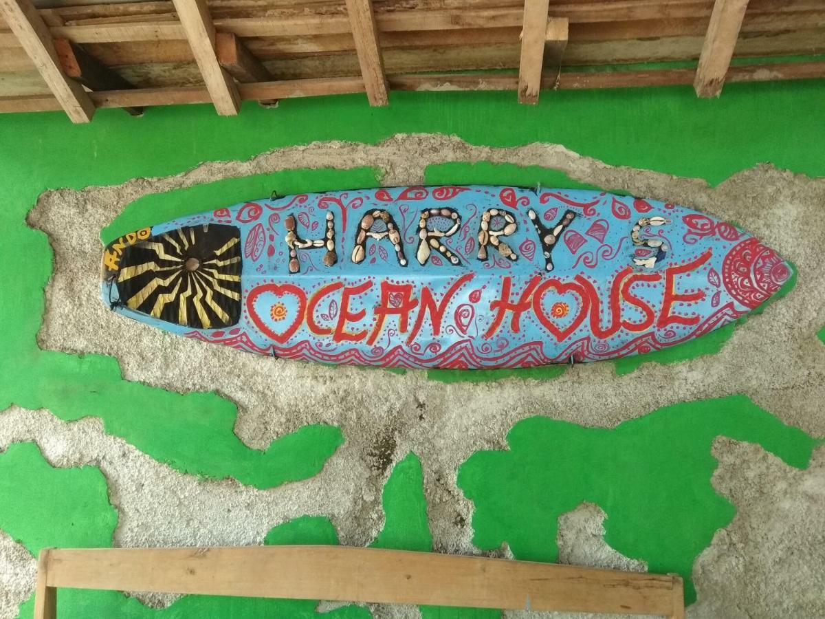 Harry'S Ocean House Watukarung Homestay Kalak Екстер'єр фото